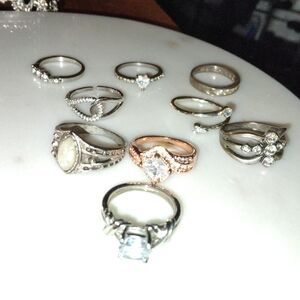 9 Fashion Rings Mixed Metals Silver Gold Rose Gold with Stones Assorted Lot